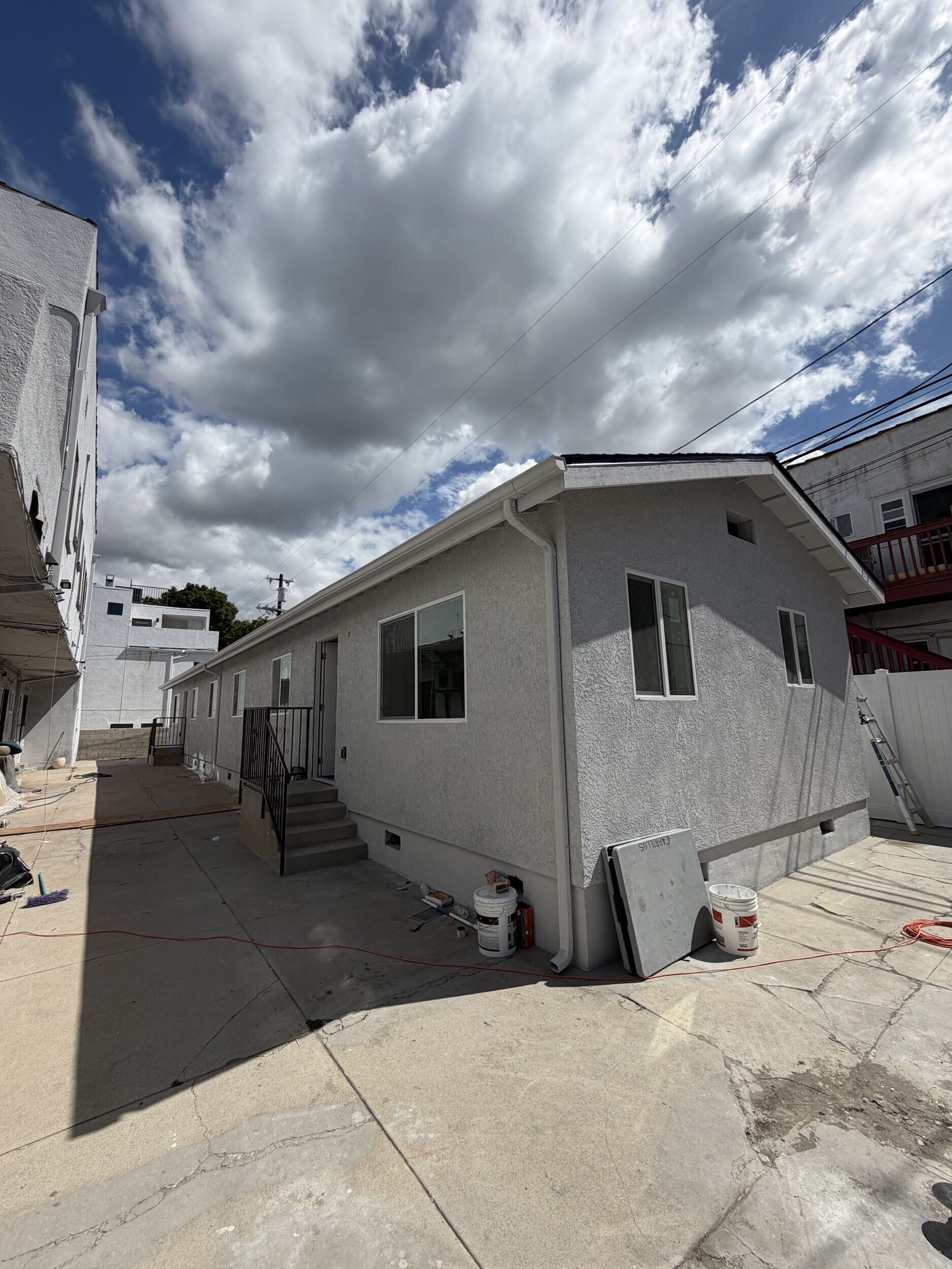 830 N Alta Vista Blvd