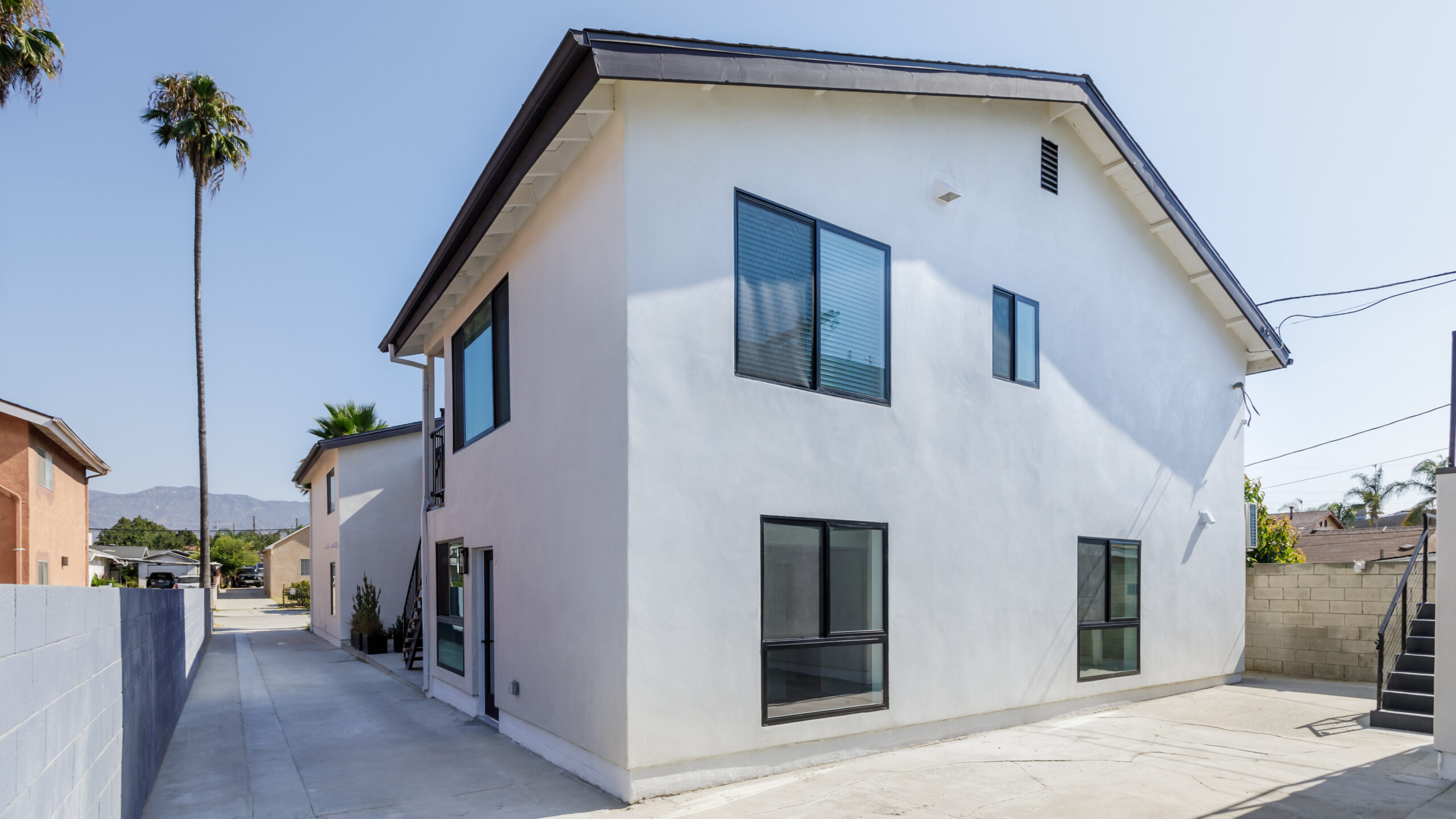 4122 Sequoia St, Los Angeles