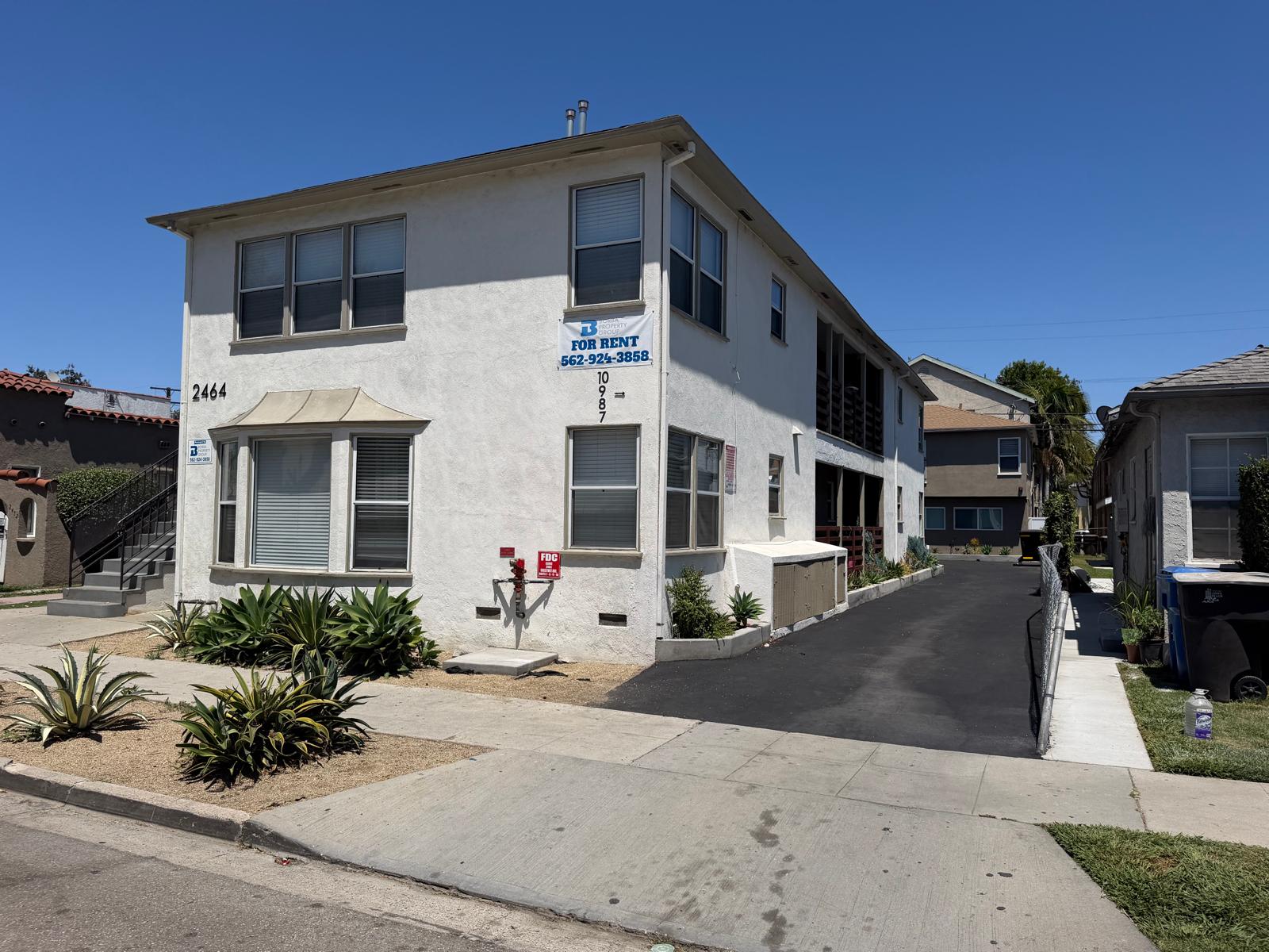 2464 Chestnut Ave, Long Beach